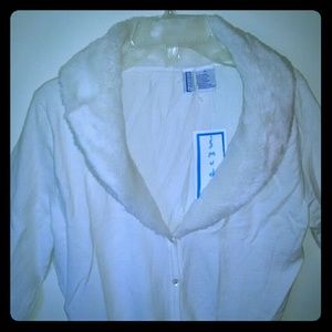 Beautiful faux fur trim sweater